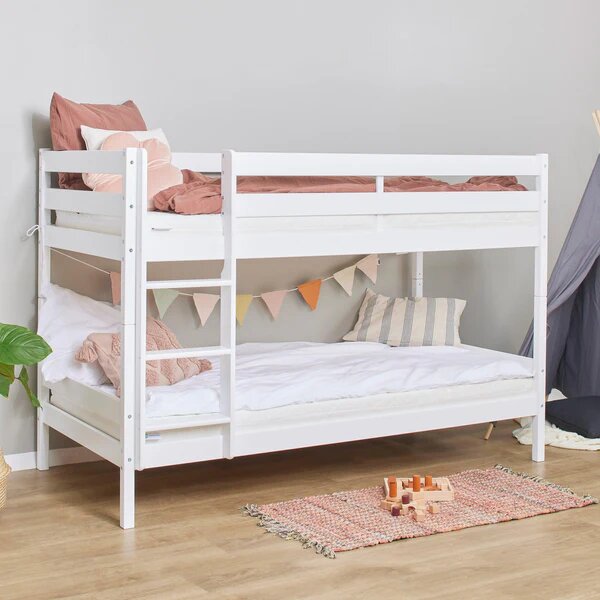 Hoppekids ECO Comfort køjeseng i hvid, 90x200 cm, holdbar og pladsbesparende til børneværelset, med robust trædesign og høj sikkerhed.